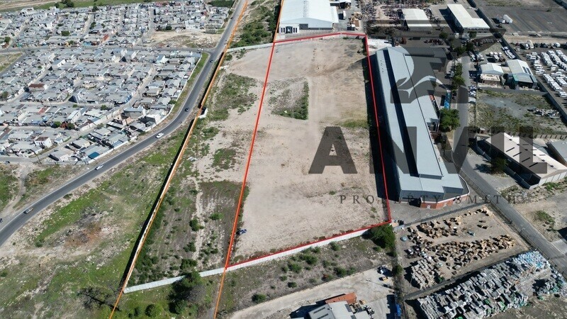 34 Dynamo Way - Yard 1 property image 5