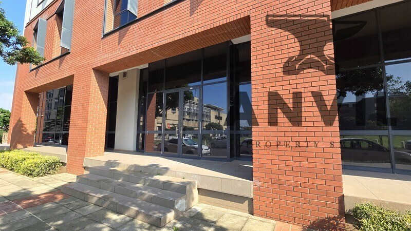 Mayfair On The Lake, Umhlanga New Town Centre, Umhlanga - Ground Floor Unit- ARCH property image 2