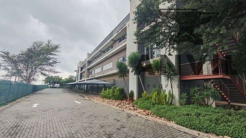 35 Westfield Drive - Whole Property property image 2