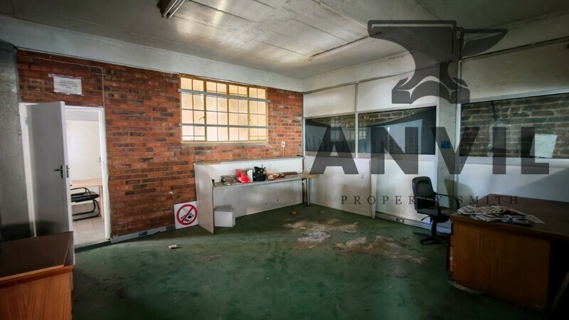 9 & 11 Bedford Ave, Benoni - 1200m² Industrial factory for Sale in Benoni property image 19