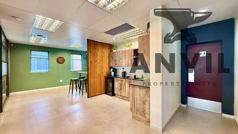 Irene Corporate Corner - Building 13 FF Left Suite property image 4