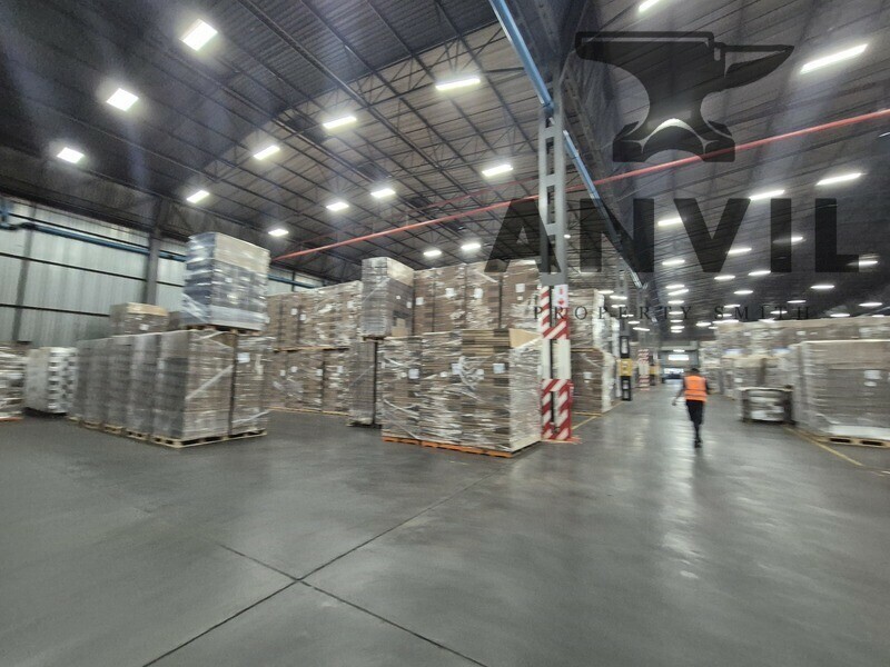 Crn Moore and Lantern st  - 24 910m² Industrial Building with 3 MVA Power and Large Yard for High-Volume Operations property image 11