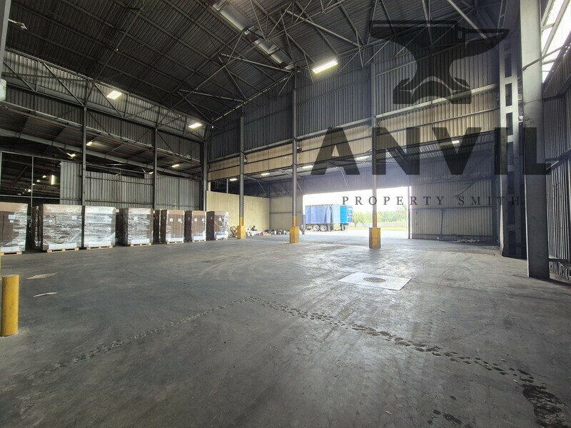Crn Moore and Lantern st  - 24 910m² Industrial Building with 3 MVA Power and Large Yard for High-Volume Operations property image 13