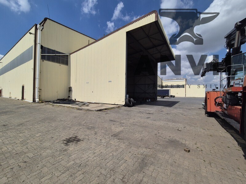 Crn Moore and Lantern st  - 24 910m² Industrial Building with 3 MVA Power and Large Yard for High-Volume Operations property image 28