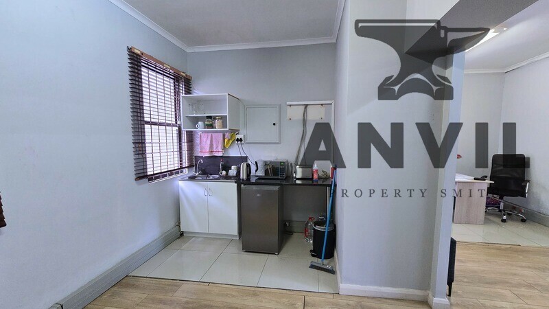 Anchor House, Glen Ashley - Unit 104 - First Floor Office property image 15