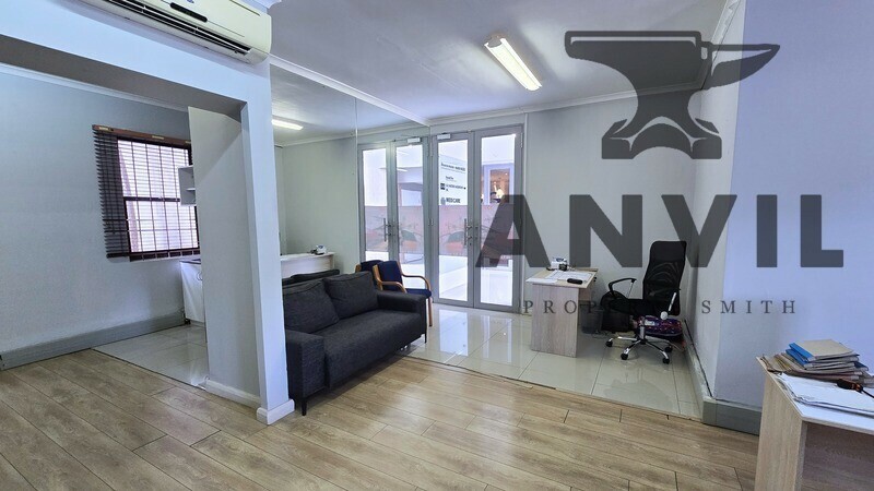 Anchor House, Glen Ashley - Unit 104 - First Floor Office property image 14