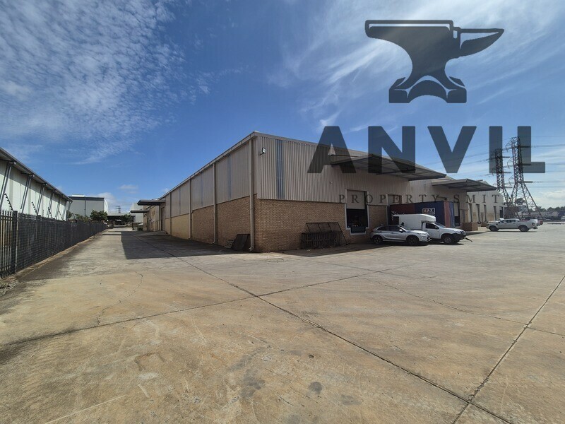 5 Indianapolis Boulevard - 3429m² Industrial Warehouse to Let in Gosforth Park, Secure Park with Dock Levelers property image 34