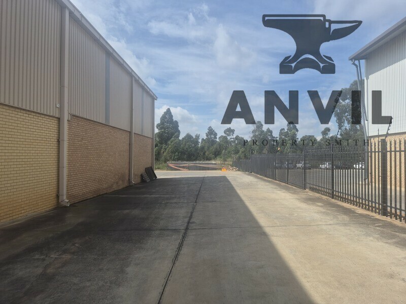 5 Indianapolis Boulevard - 3429m² Industrial Warehouse to Let in Gosforth Park, Secure Park with Dock Levelers property image 36