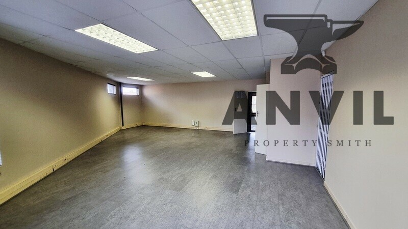 Display Gardens - Unit 9 - Sale property image 3