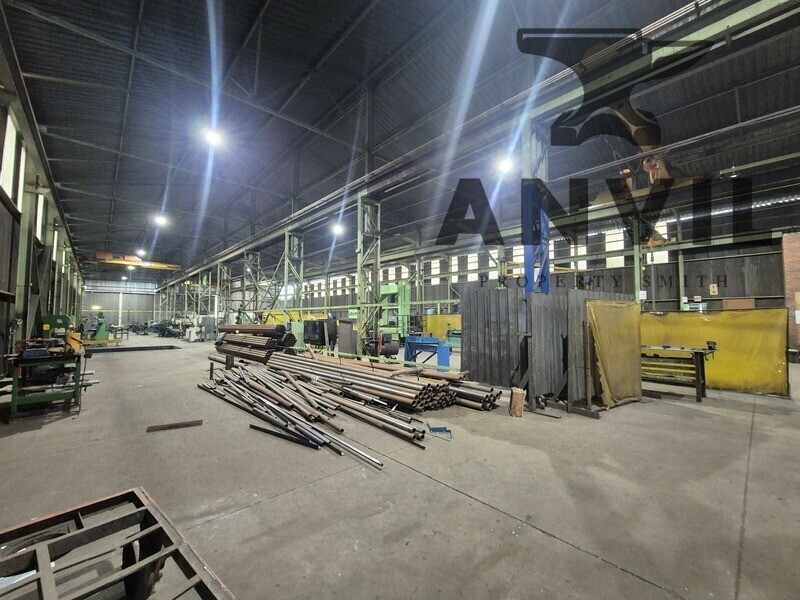 6 bosworth st, Alrode - 3223m² industrial property for sale in Alrode, Alberton with cranes and large yard property image 10