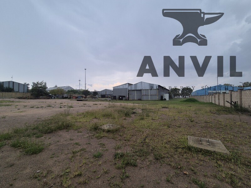 6 bosworth st, Alrode - 3223m² industrial property for sale in Alrode, Alberton with cranes and large yard property image 22