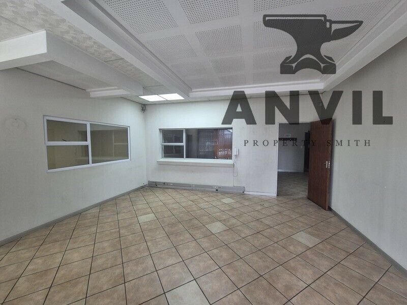 1 Borax St, Alrode, Alberton - 3300m² Factory to Let in Alrode, 2 Ton Crane and Private Yard property image 5