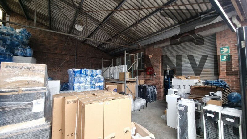 7 Moody Ave  - Entire Building  property image 3