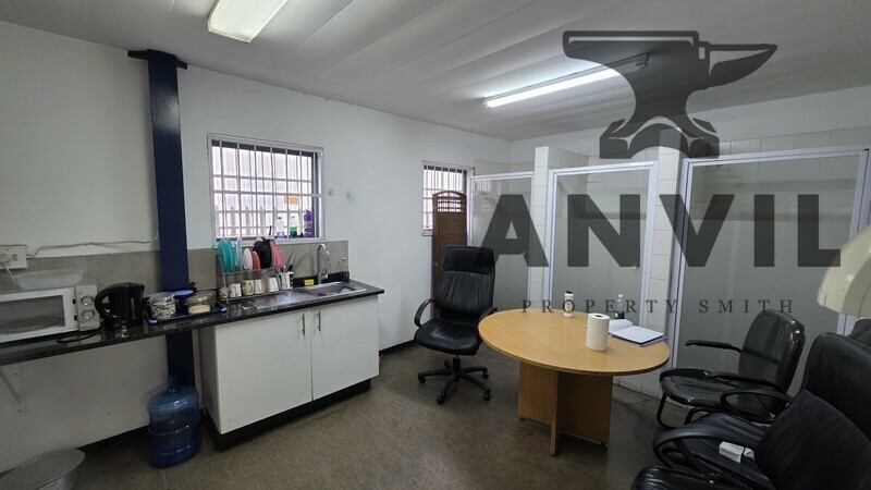 60 Malcolm Moodie Crescent Jet Park  - Whole facility property image 21