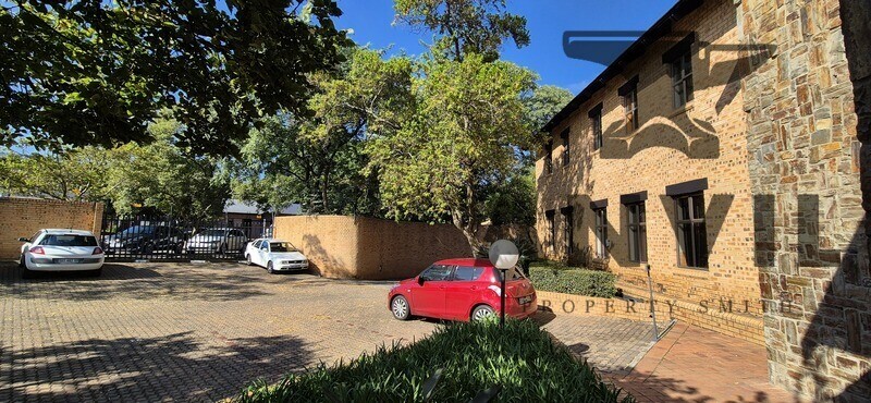 Lady Brooks - 1st FL LW property image 50