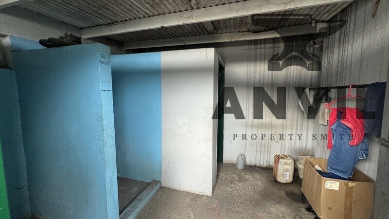 80 Landsbourgh Rd, Booysens - 80 Landsbourgh Rd, Booysens property image 9