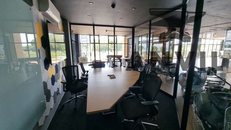 The Intersection, Sunnyrock,  Germiston - GF - Showroom  property image 6