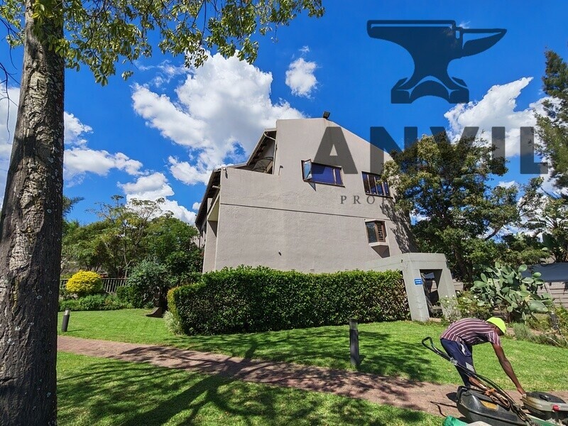 435 Rugby Avenue - Standalone Premises property image 2