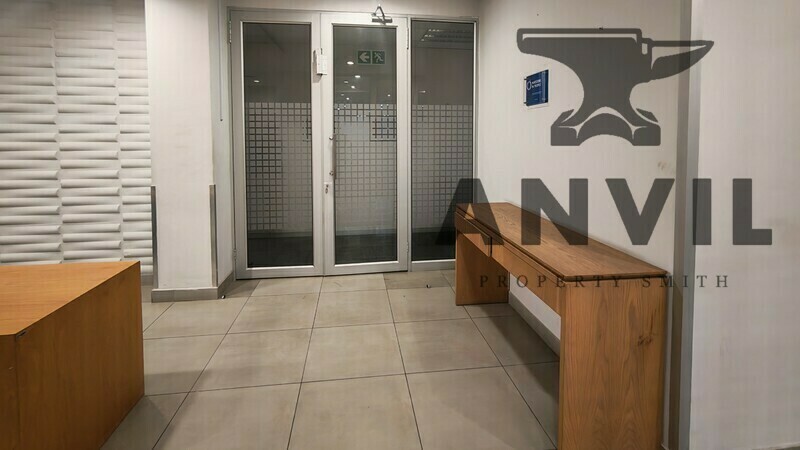 342 Jan Smuts - Whole Ground Floor  property image 2