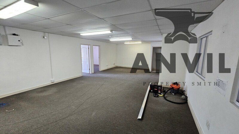 4 Platinum Close  - Unit 2 property image 7