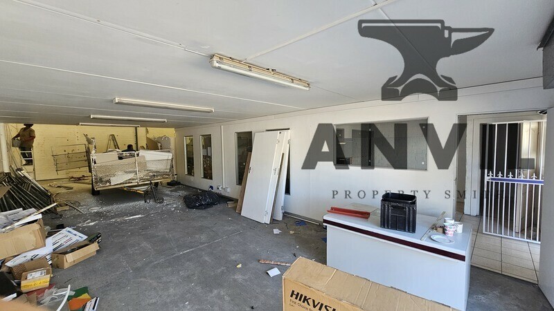 4 Platinum Close  - Unit 2 property image 11