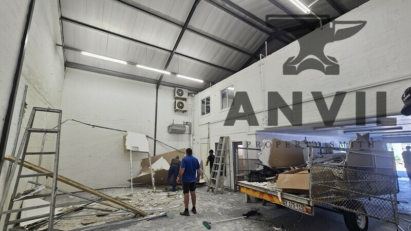 4 Platinum Close  - Unit 2 property image 14