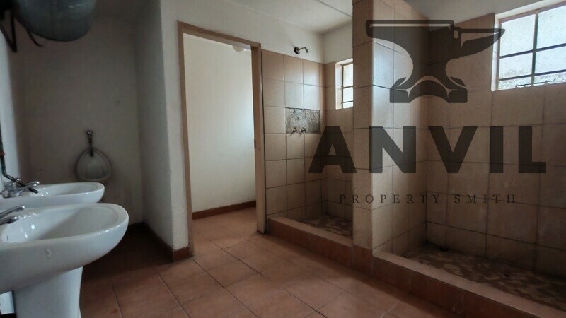 142 Fusie Street - Warehouse property image 5