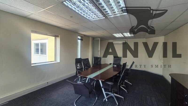 51 West Street, Houghton, Sandton - 250sqm Office to Let in Houghton Estate, M1 Highway Frontage Exposure property image 11