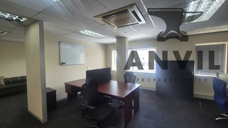 51 West Street, Houghton, Sandton - 250sqm Office to Let in Houghton Estate, M1 Highway Frontage Exposure property image 13