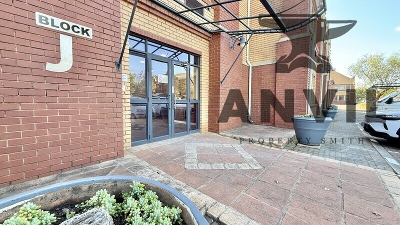 Boardwalk Office Park, Faerie Glen, Pretoria - J16 FF property image 2