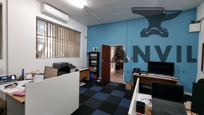 64 Industria Ring Road - Unit 7 property image 11