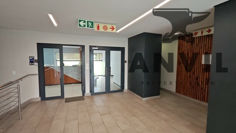 Clearwater Office Park, Roodepoort - Building 4 - Ground Floor property image 2