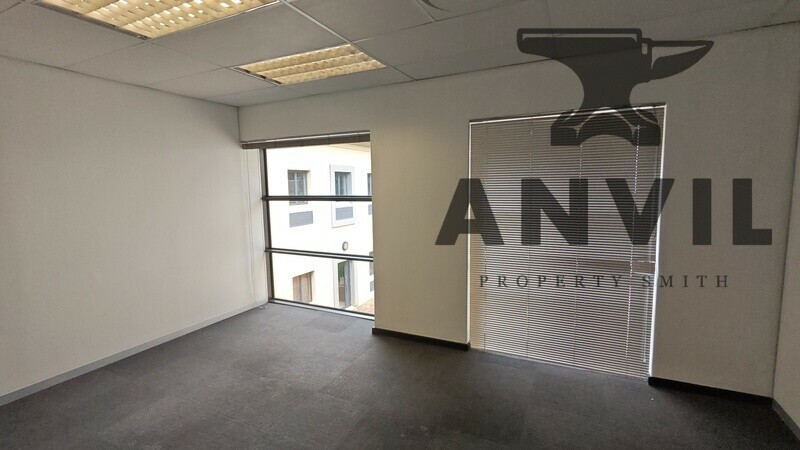 Clearwater Office Park, Roodepoort - Building 2 First Floor (2O1d) property image 5