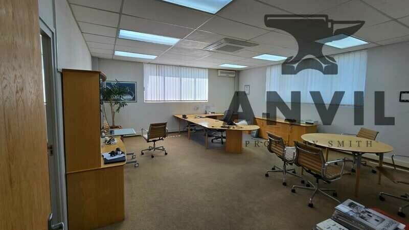 9 Browning Road, Salt River - Whole Building in Salt River To let  property image 4