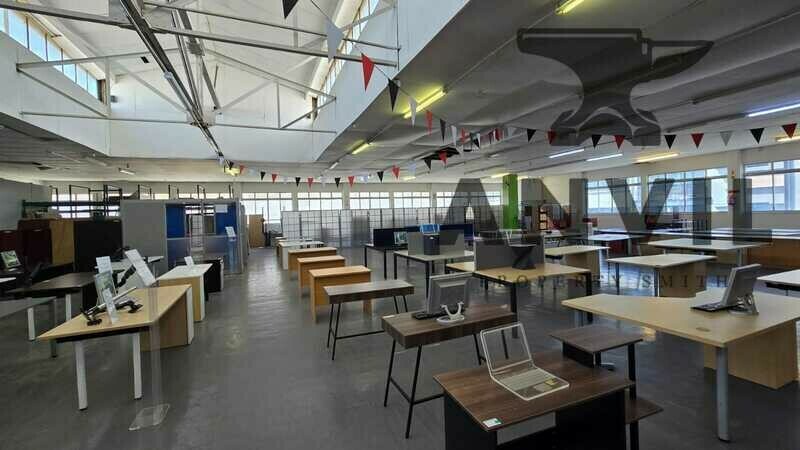 9 Browning Road, Salt River - Whole Building in Salt River To let  property image 12