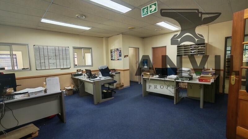 4 Sable Close, Strydompark  - Whole Property  property image 5