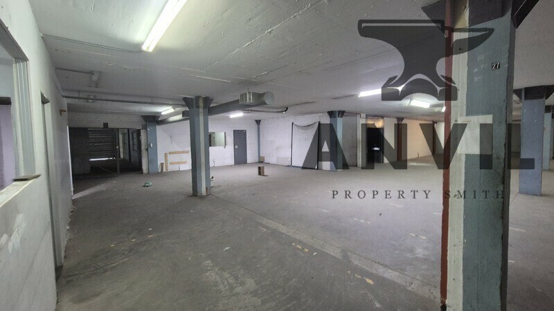 8 Paarden Eiland Road - Left Hand Side with Offices property image 16