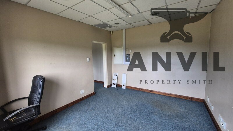 103 Marseilles Cres - Office 2 property image 2