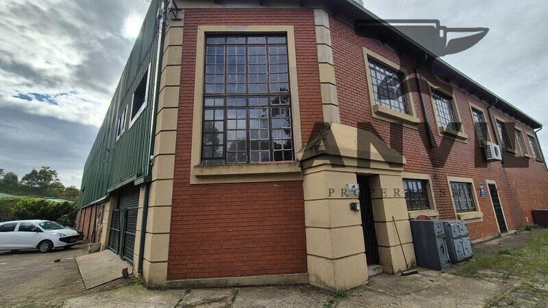 103 Marseilles Cres - Office 2 property image 12