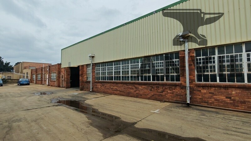 Flow Systems Manufactures (Pty) Ltd - 700m² Warehouse to let property image 19