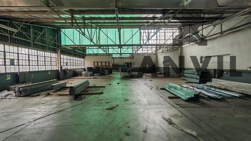 Flow Systems Manufactures (Pty) Ltd - 700m² Warehouse to let property image 6