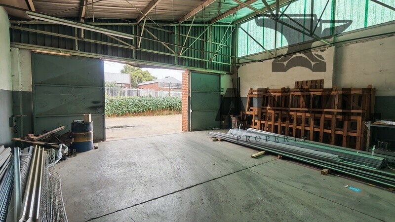 Flow Systems Manufactures (Pty) Ltd - 700m² Warehouse to let property image 11
