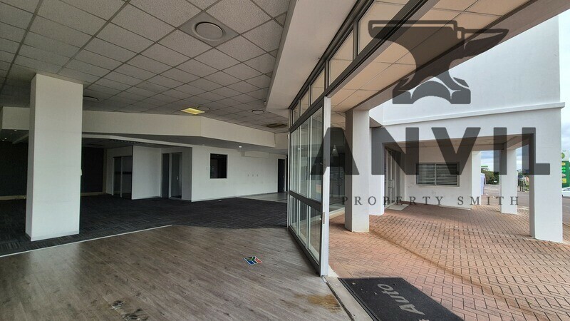 Grosvenor Crossing, Bryanston - ExTop Gear Showroom (LGF) property image 2