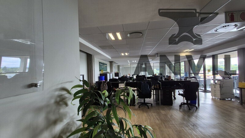 Riverside Junction - 3F LHS property image 2