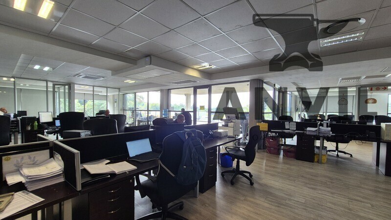 Riverside Junction - 3F LHS property image 3