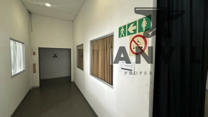 Urban Park - Warehouse 1 property image 17