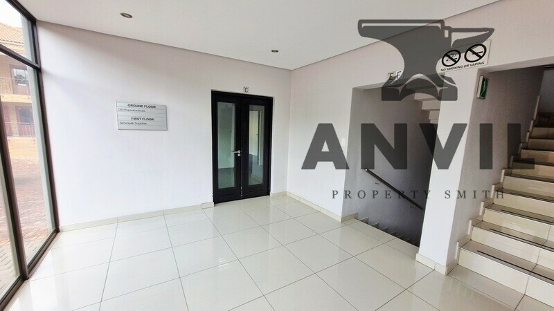 36 Sovereign Drive - GF LW property image 2