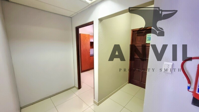 36 Sovereign Drive - GF LW property image 9