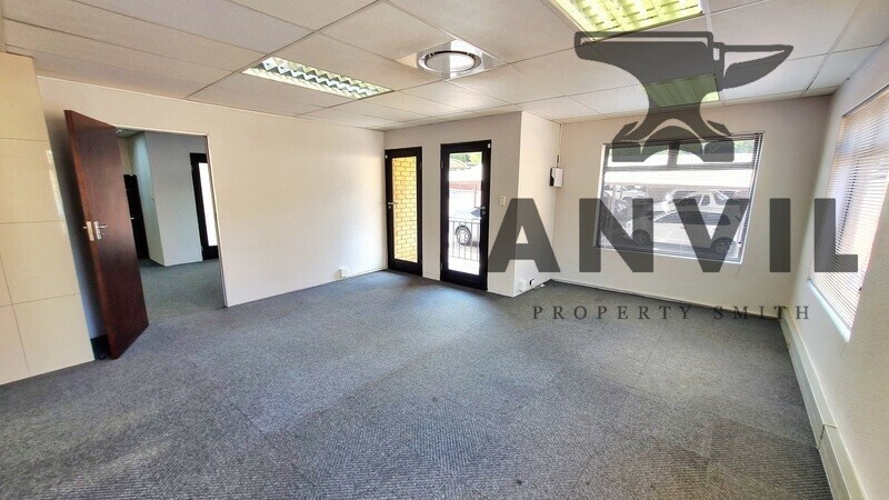 36 Sovereign Drive - GF LW property image 15