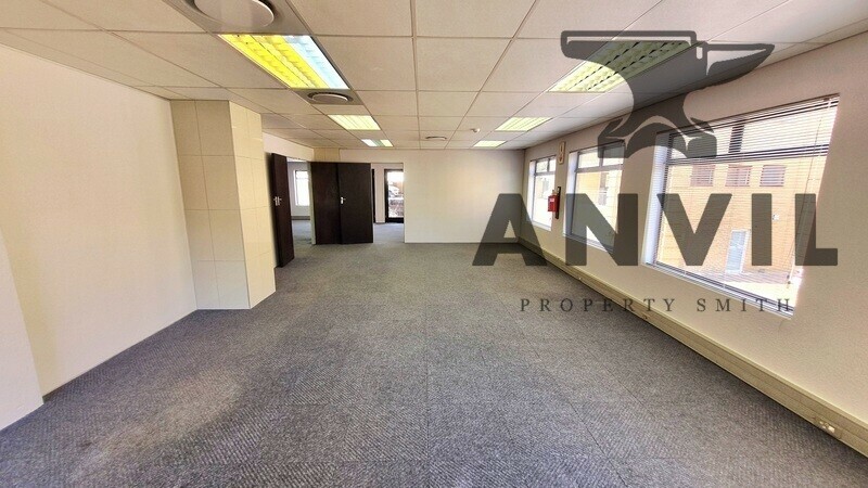 36 Sovereign Drive - GF LW property image 16